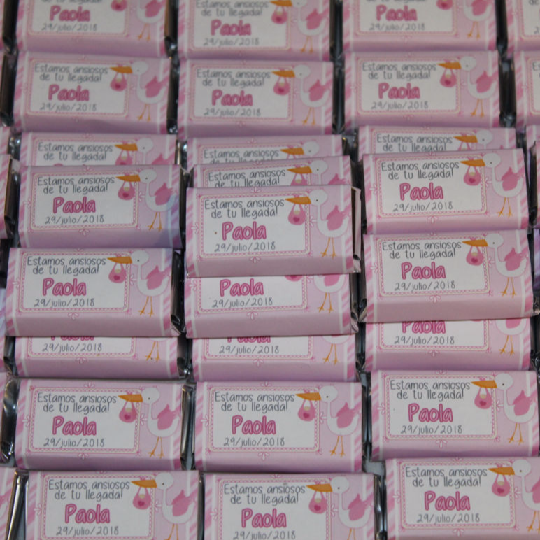 Chocolates mini con etiqueta personalizada